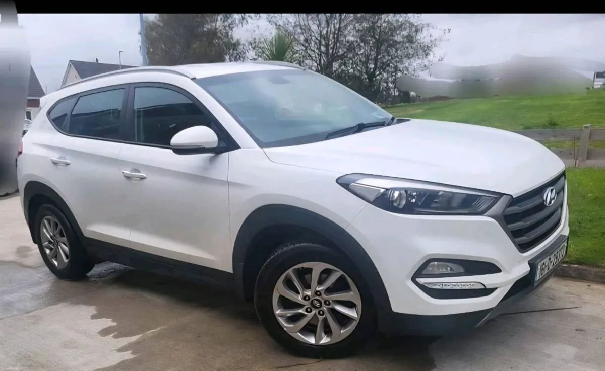 Hyundai Tuscon - Image 1