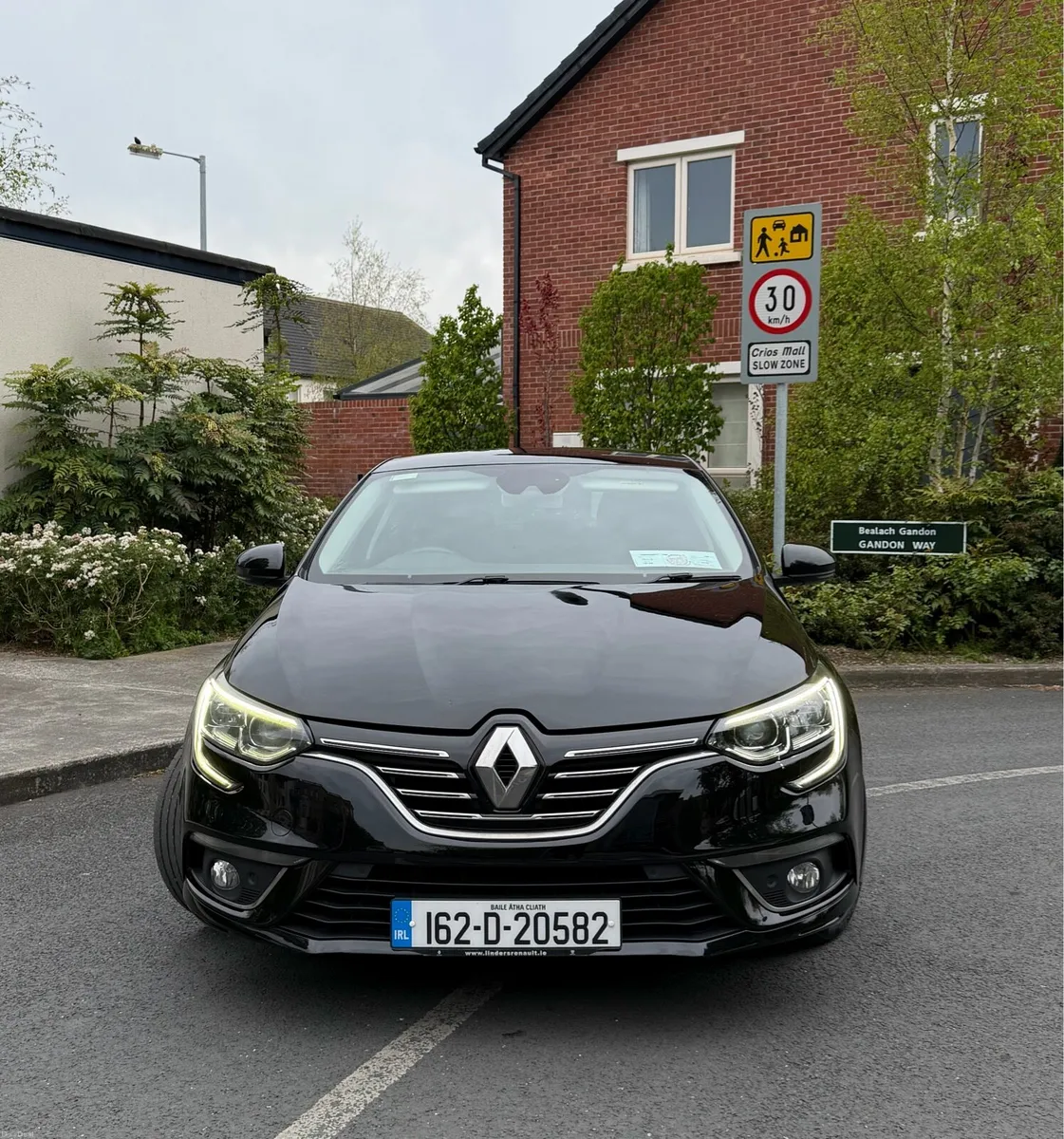 Renault Megane 1.5dCI Dynamique NAV LOW KM - Image 2