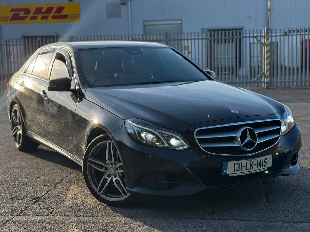 🚗2013 MERCEDES-BENZ E300H TOP SPEC🚗NEW NCT - Image 1