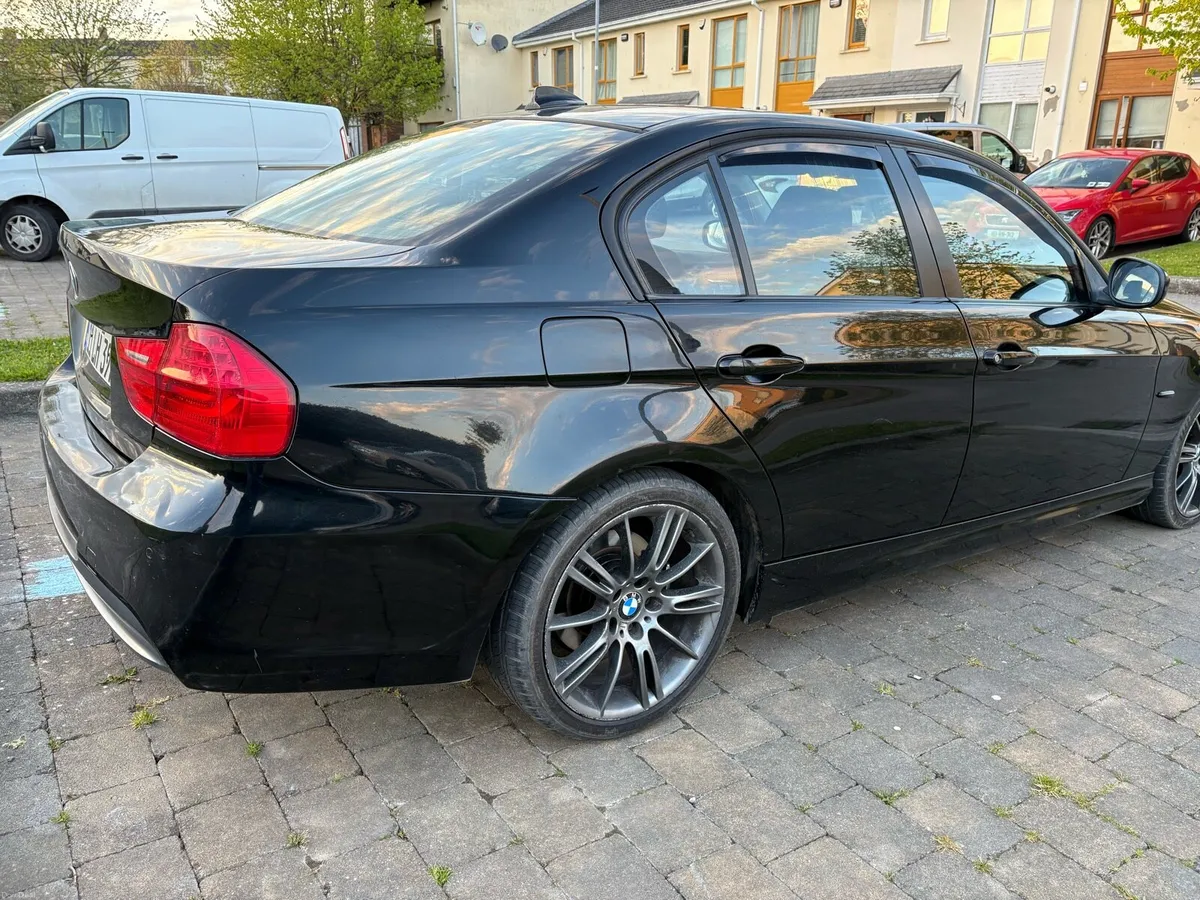 Bmw 318D sport - Image 2