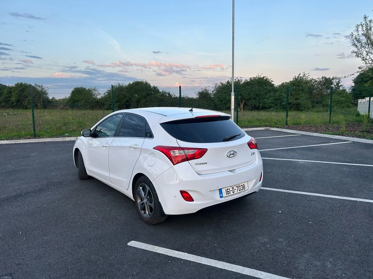 2016 Hyundai i30 1.4 petrol - Image 3