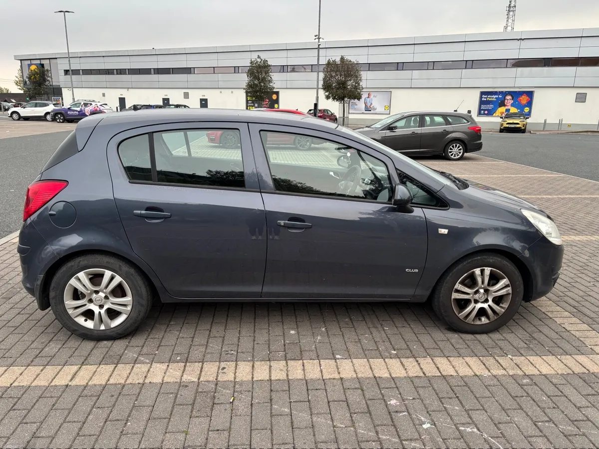 Opel Corsa 2009 - Image 3