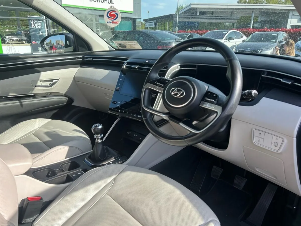 Hyundai Tucson 2WD Executive - Image 6