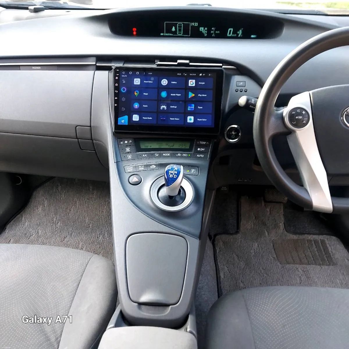 Toyota Prius 2011 - Image 1