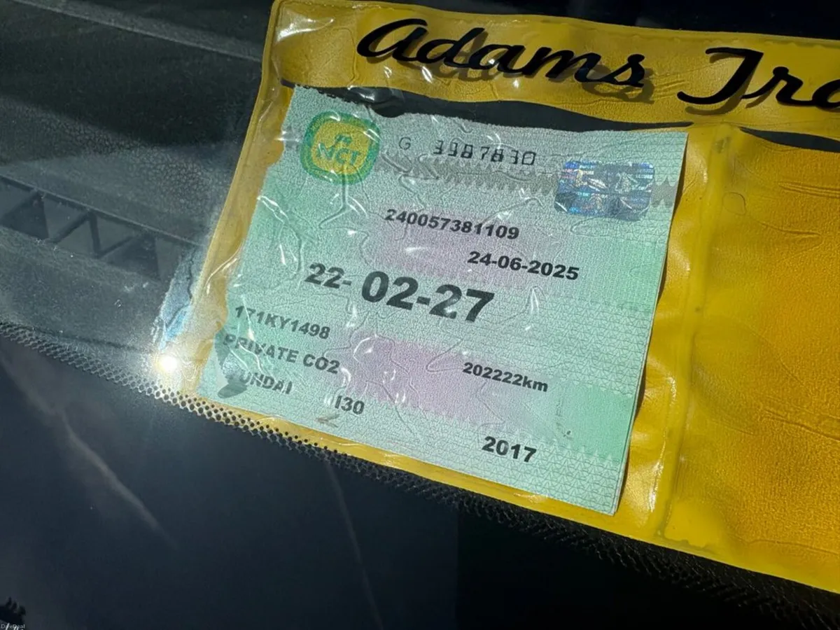 Hyundai i30 i 30 Deluxe 5DR - Image 4