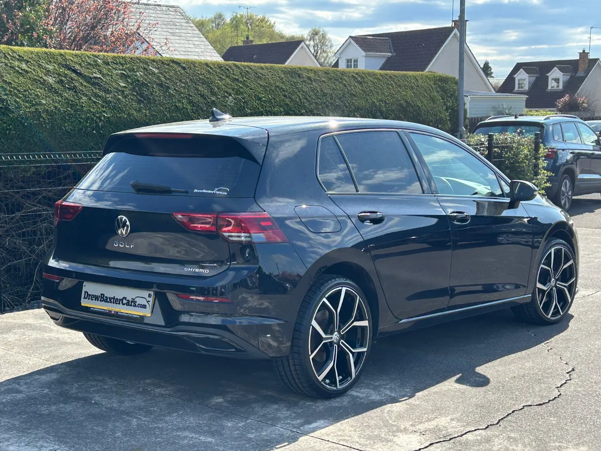 22Volkswagen Golf 1.4  Style Hybrid €19750 inc Vrt - Image 5