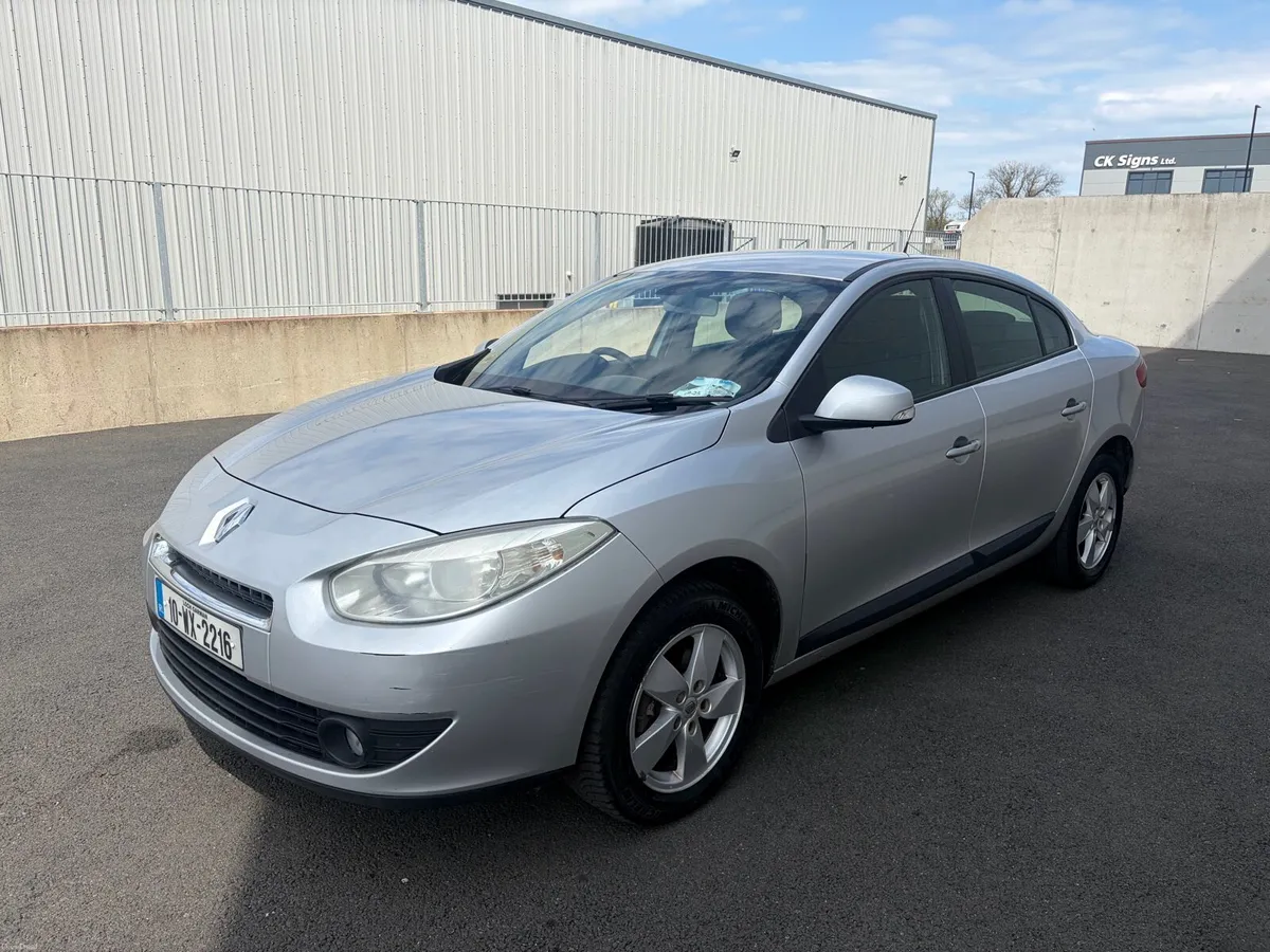 Renault Fluence NCT 10-26 - Image 2