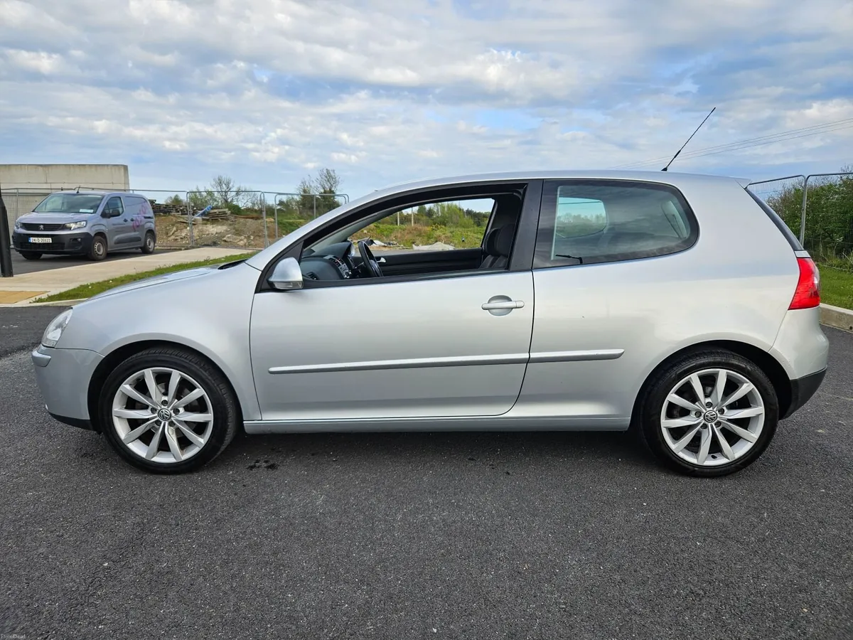2009 Volkswagen Golf 1.9 TDI - CAR IS MINT - Image 3