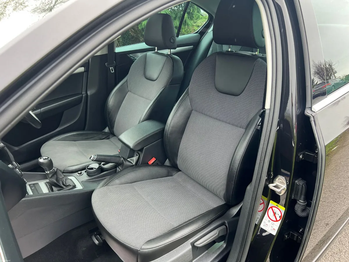 Skoda Octavia 2020 low km - Image 4