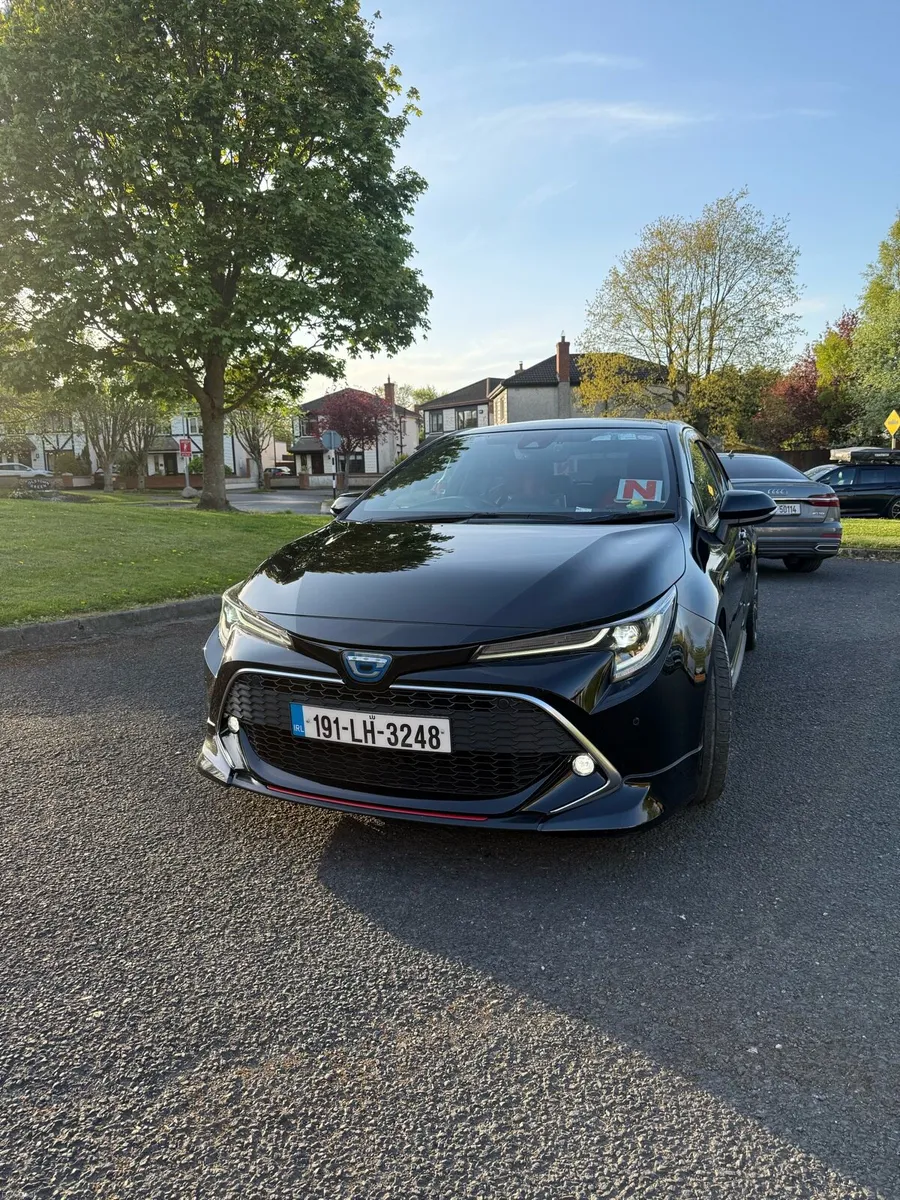 Toyota Corolla Sport 1.8 Petrol/Hybrid - Image 2