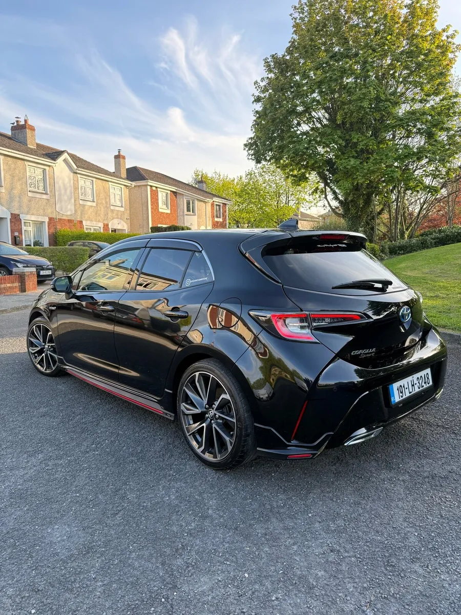 Toyota Corolla Sport 1.8 Petrol/Hybrid - Image 3