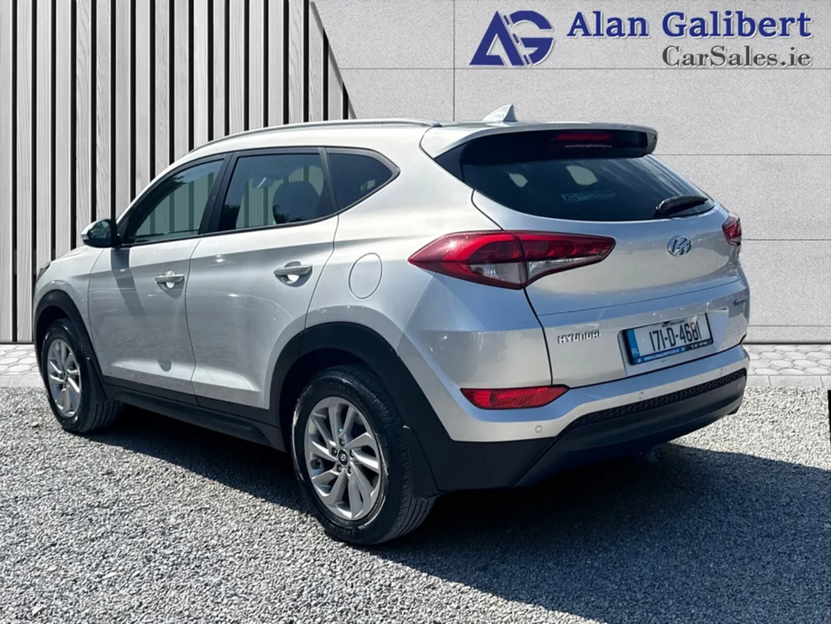 Hyundai Tucson 1.7 DIESEL EXECUTIVE - Image 2