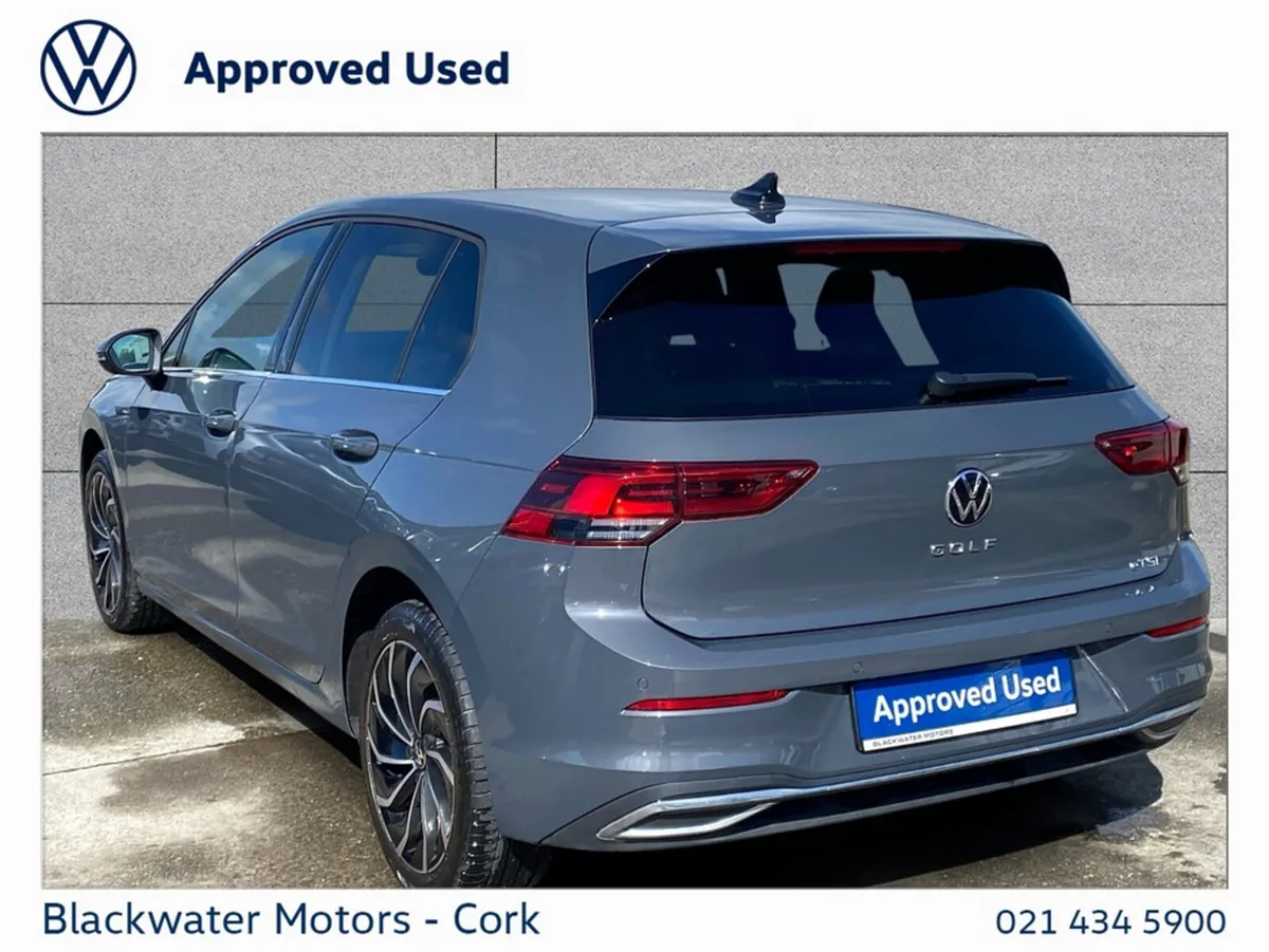 Volkswagen Golf 1.5TSI 130BHP 5DR STYLE MILD HYBRI - Image 4