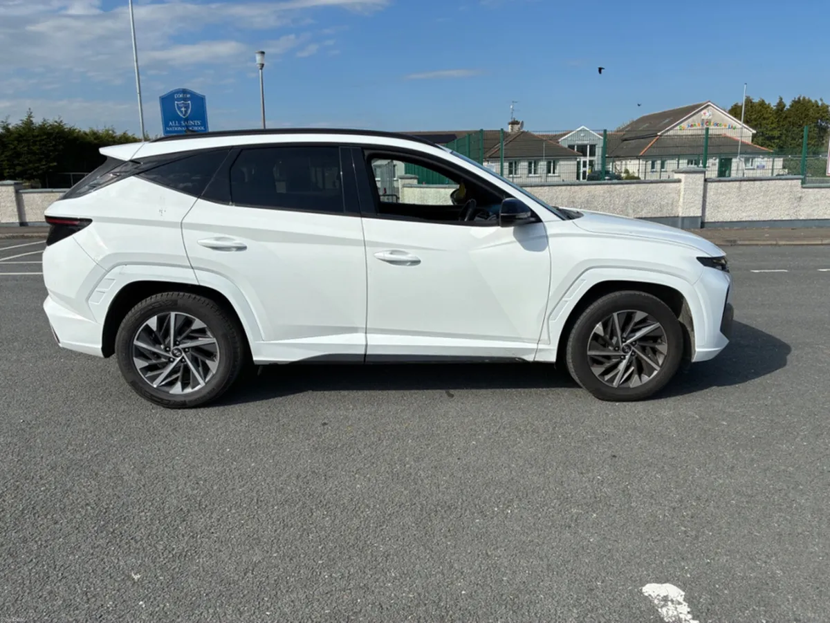 Hyundai Tucson IX35 EXECUTIVE 2WD 5DR - Image 4