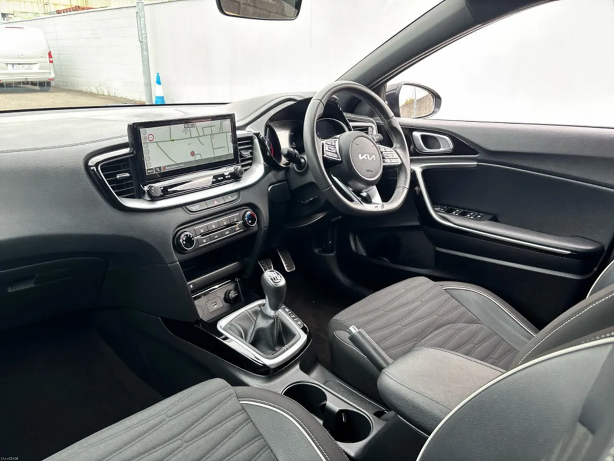 Kia Ceed MY23 1.0HP GTL 5DR - Image 4