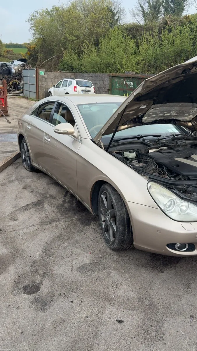 2007 cls 320 merc - Image 3