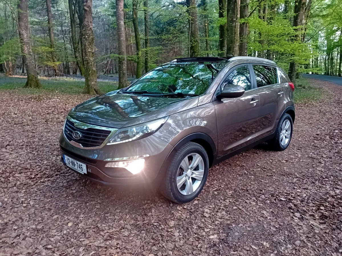 2012 KIA SPORTAGE  EX 1.7 CRDI  6 SPEED  SUV - Image 1