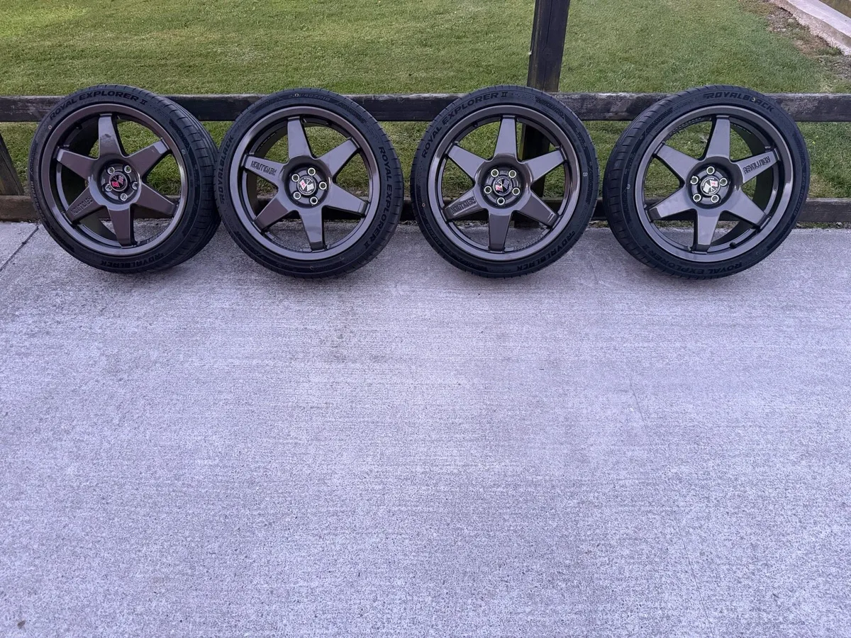 SUBARU IMPREZA REVOULTIONS EXHAUST - Image 1