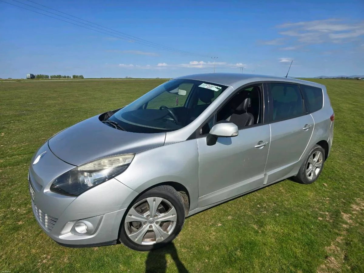 Renault Grand Scenic 1.5dci - Image 1