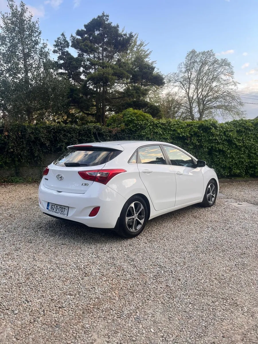 2016 Hyundai i30 Deluxe Plus ModelONLY 122,000 KMS - Image 4