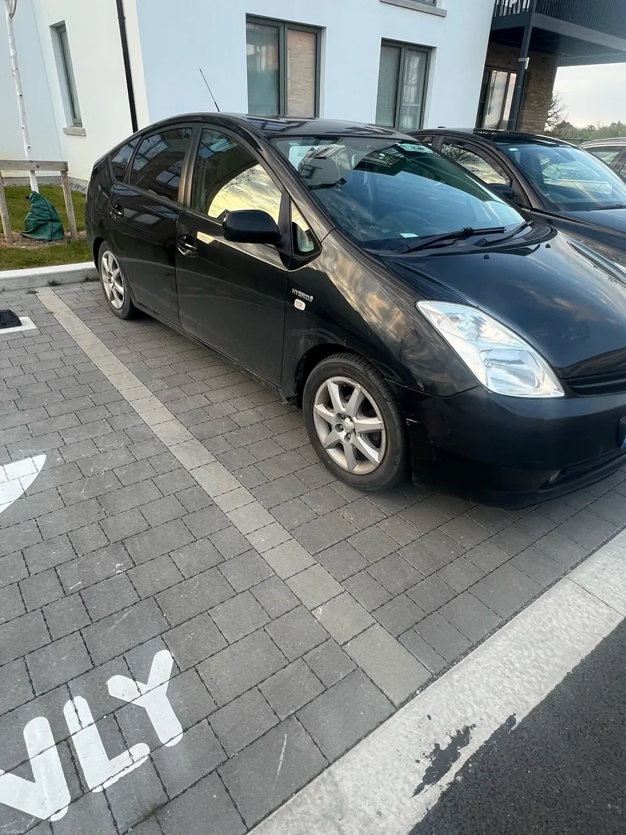 Automatic Toyota Prius 2007 - Image 1