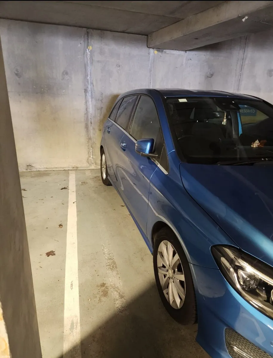 Mercedes Benz B180 Blue Automatic Petrol 1.6L 2016 - Image 1