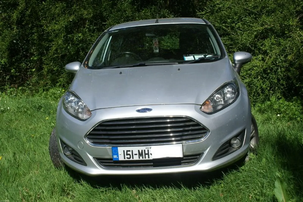 2015 Ford Fiesta - Image 1