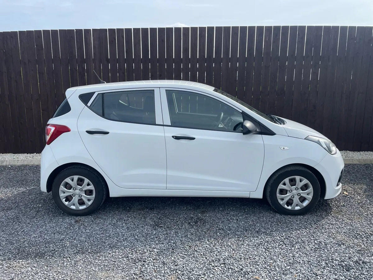 2016 Hyundai i10.  2 YEARS NCT - Image 6