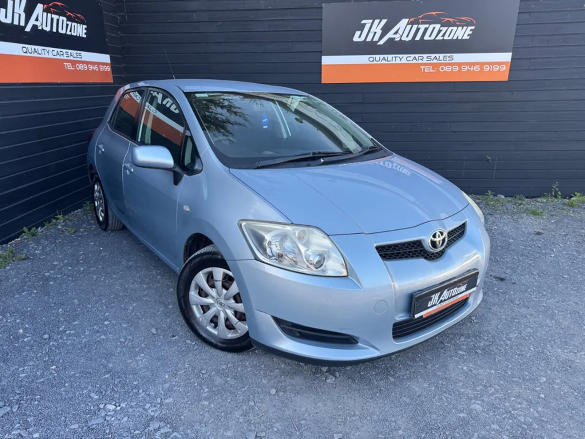 Toyota Auris 1.4 TERRA 08 5DR - Image 1