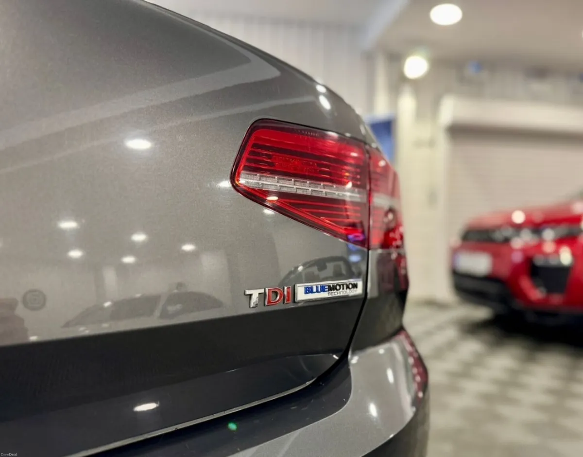 2016 VW Passat 1.6 TDI LUXURY TRIM - Image 1