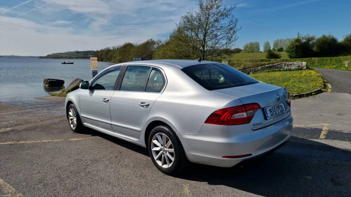 2016 SKODA SUPERB 1.6 TDI HIGH SPEC - Image 3