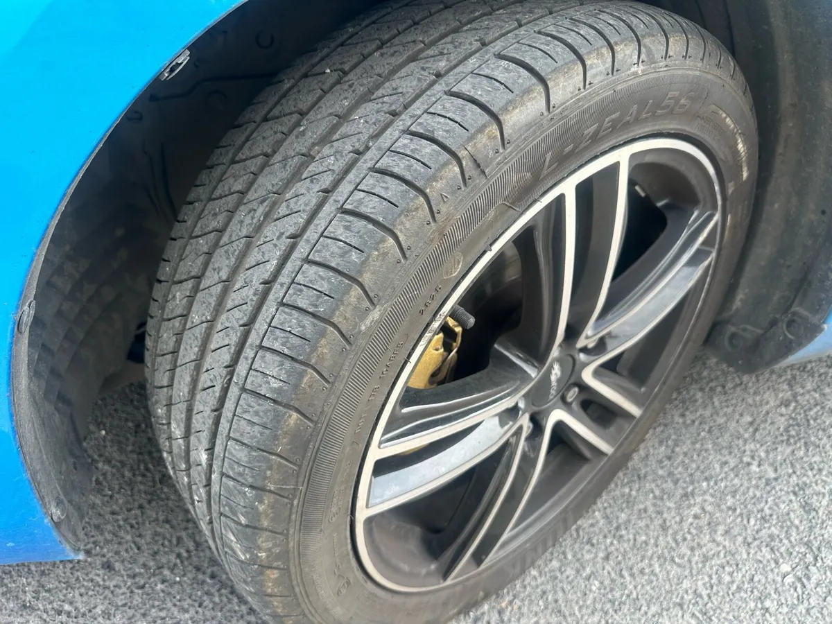 Mazda 3 Diesel (Manual) – NCT 02/27 – €200 Tax - Image 4