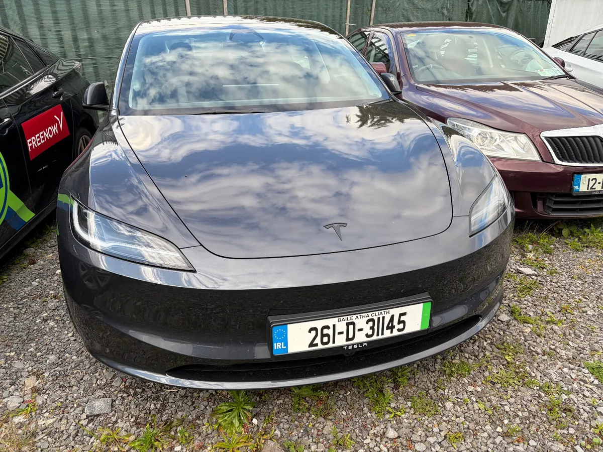 TAXI READY Tesla Model 3 2026 LONG RANGE 750 KMS - Image 4
