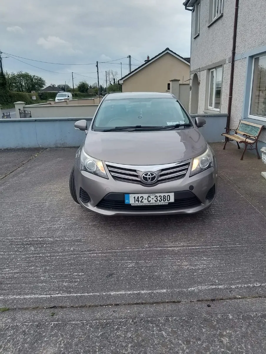 Toyota Avensis 2014 - Image 1