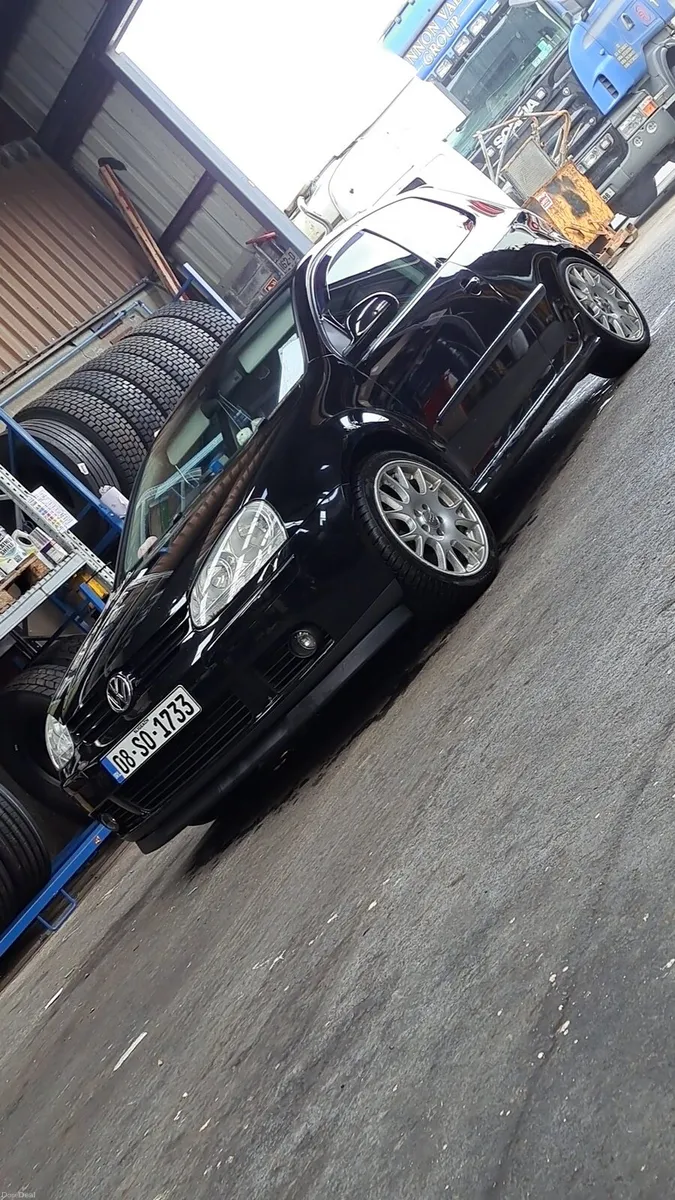 Volkswagen Golf - Image 1