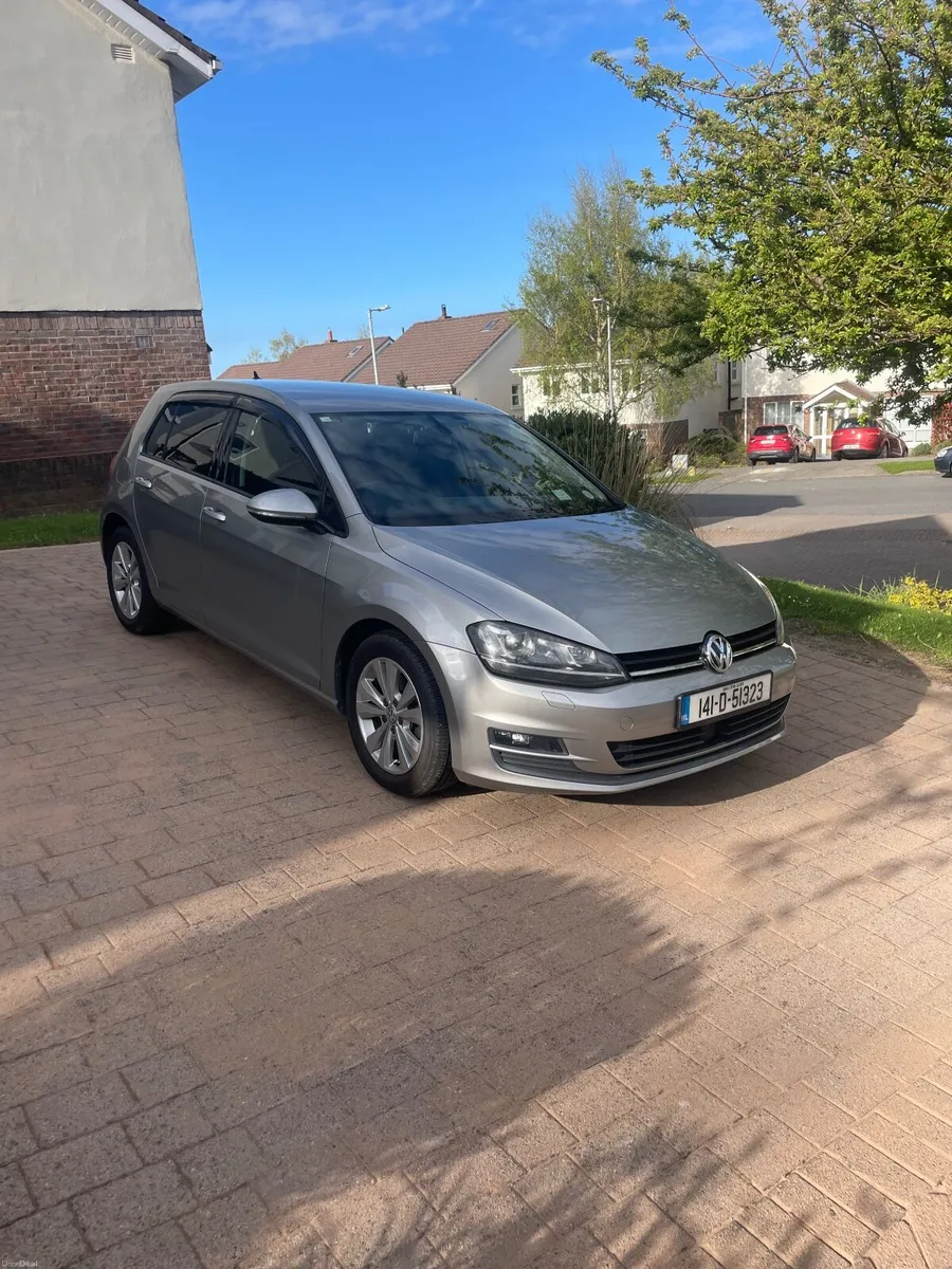 VW Golf-Auto-low mileage-High Spec-Immaculate - Image 2