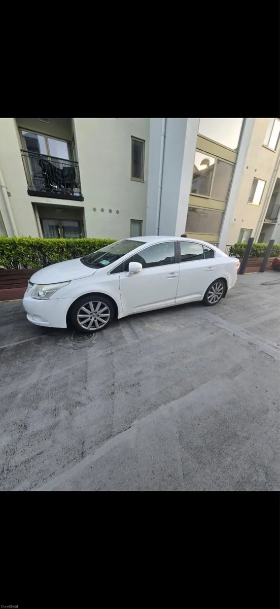 Toyota Avensis 2.2 D-4D Automatic | Leather | - Image 3