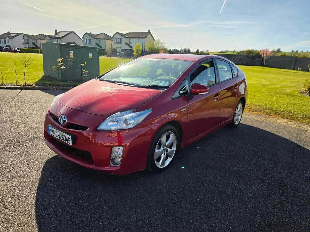 Toyota Prius - Image 4