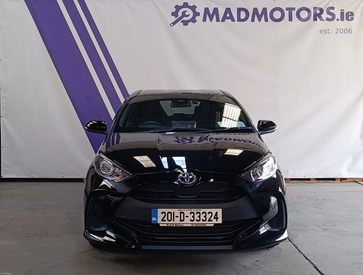 (2yr Warranty) 201D Toyota Yaris 1.5 Petrol Hybrid - Image 2