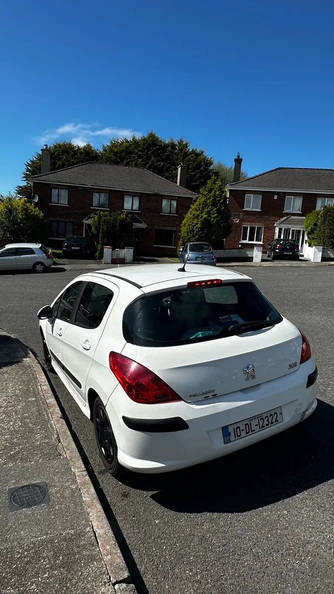 Peugeot 308 2010 1.6HDI - Image 3
