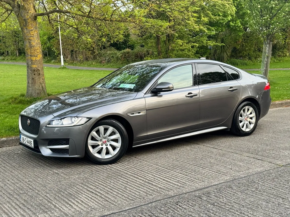 181 JAGUAR XF R-SPORT 2.0 DIESEL AUTO LOW KM - Image 2