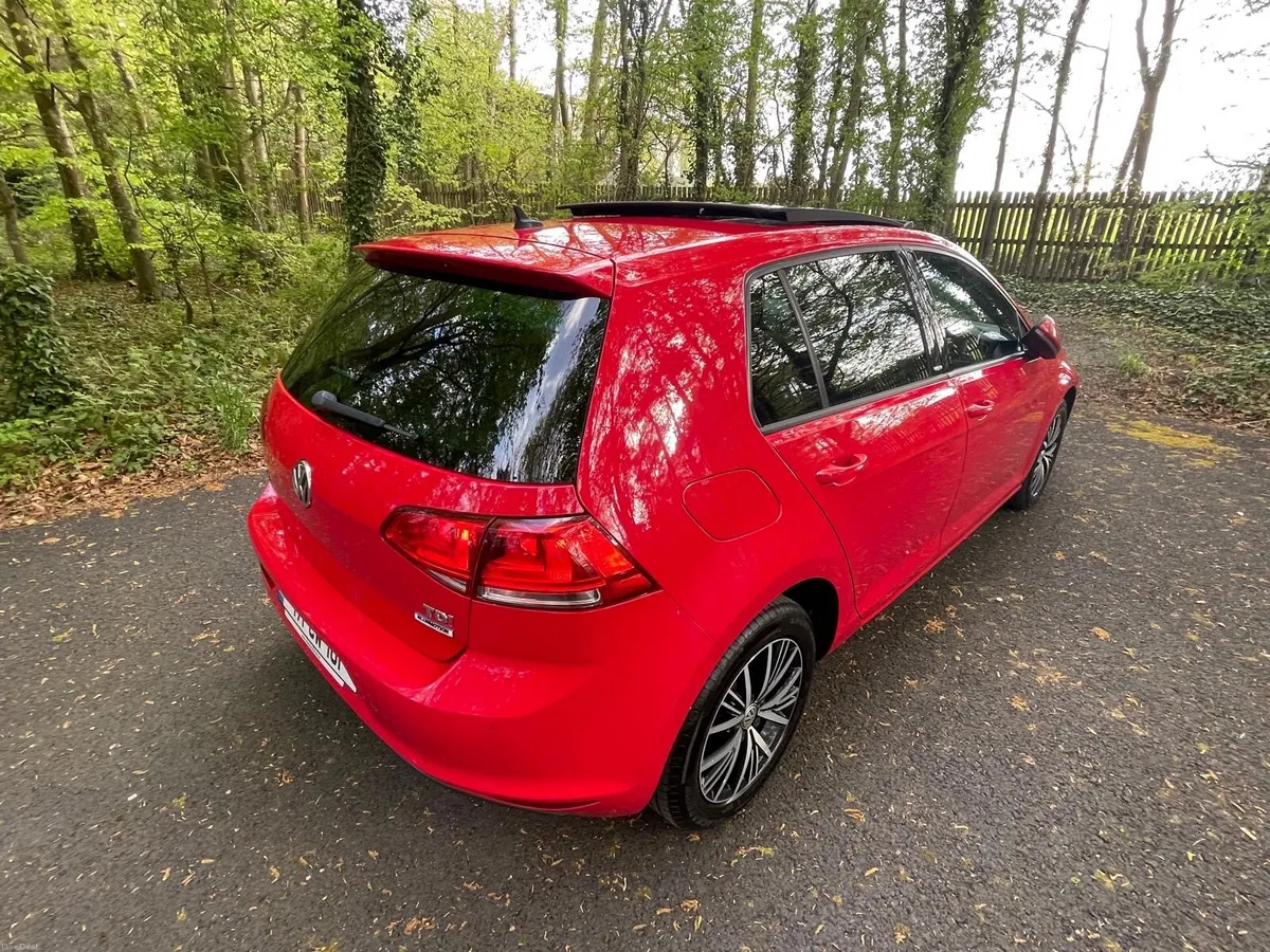 2017 Volkswagen Golf Tilt & Slide Sunroof - Image 2