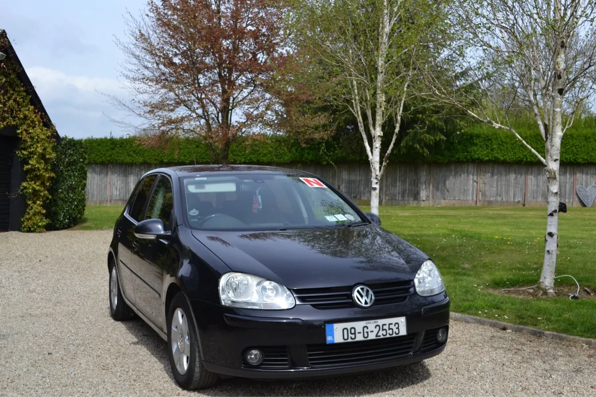 2009 Volkswagen Golf Mk5 | 1.4L Petrol | Manual - Image 1