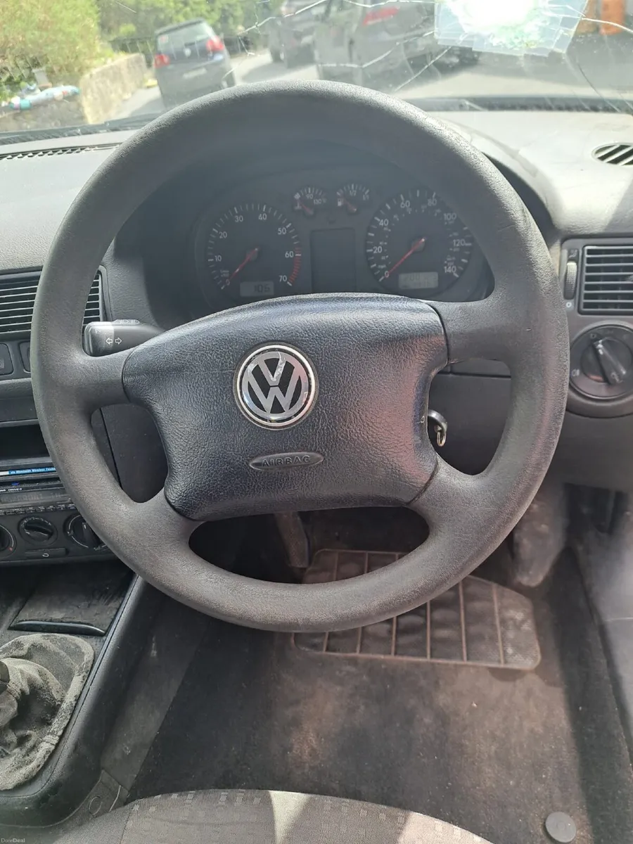 Volkswagen Golf 2002 - Image 3