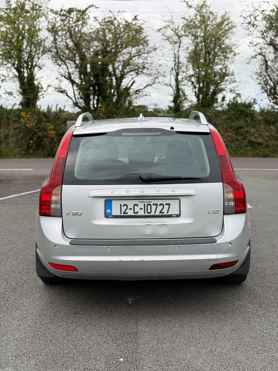 Volvo V50 1 year TAX/NCT - Image 4