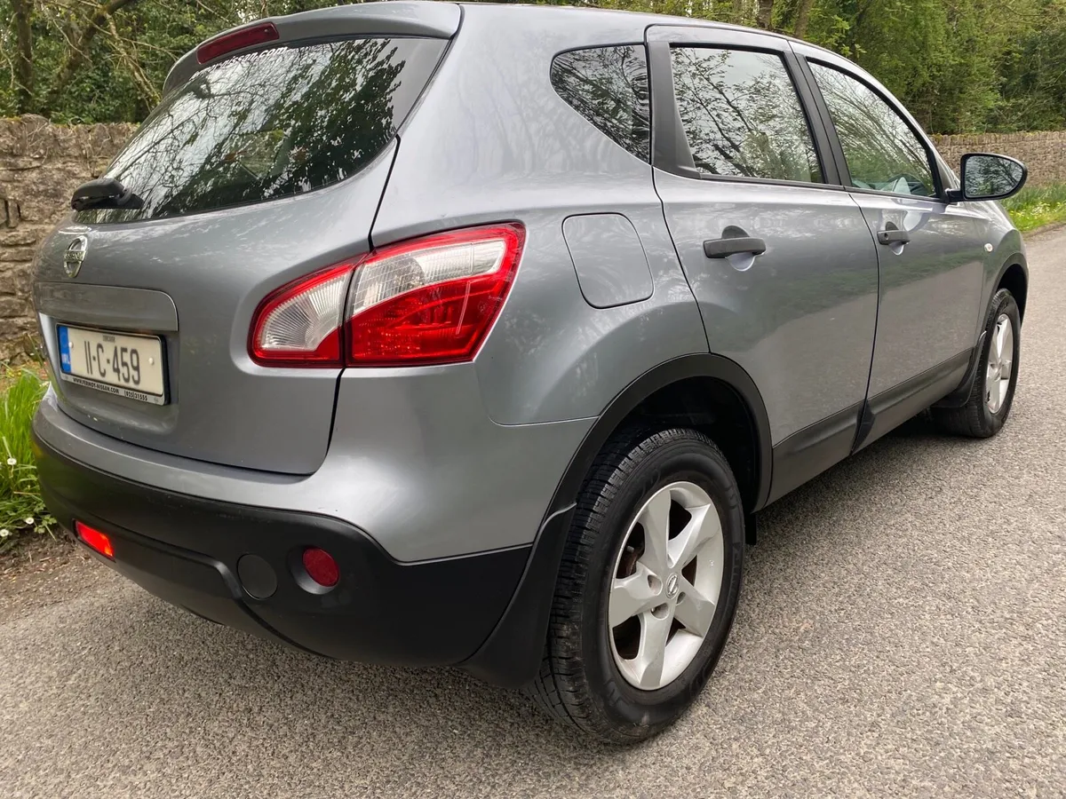 NISSAN QASHQUAI AS NEW PETEOL LOW KMS MINT - Image 3