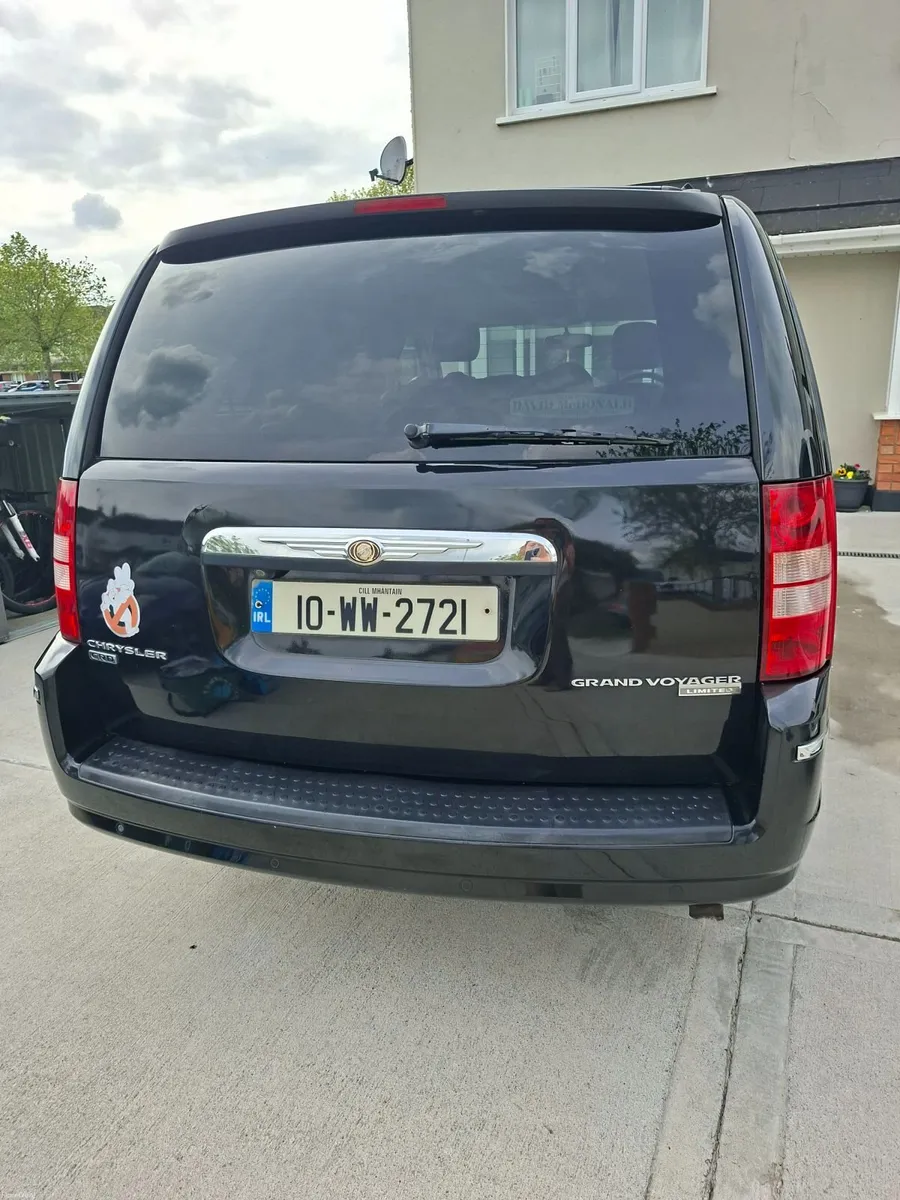 Chrysler Voyager 2010 - Image 4
