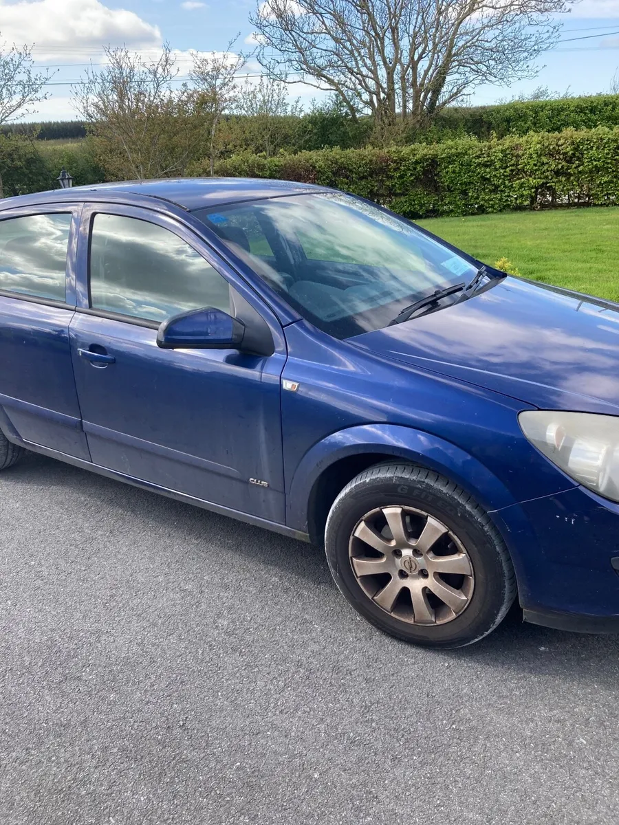 Opel Astra 2006 - Image 1