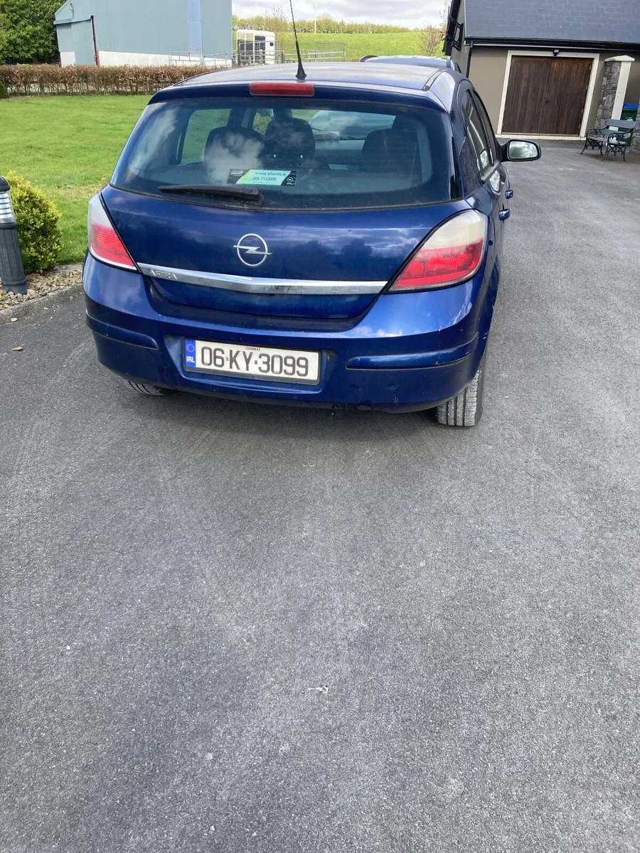 Opel Astra 2006 - Image 2