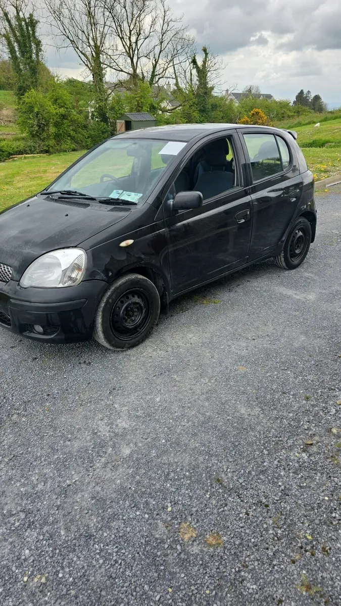 Toyota yaris - Image 4